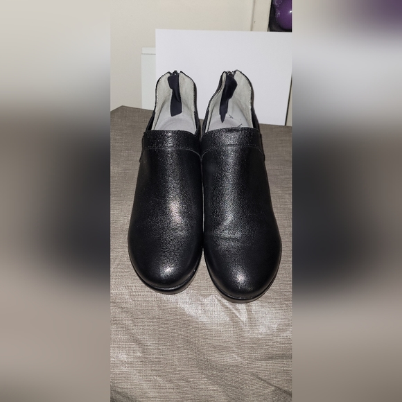 Alegria Natalee Black Chelsea Boot - Picture 2 of 6